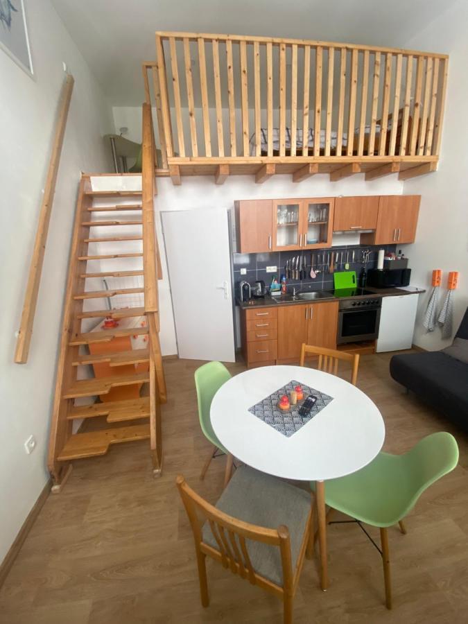 Apartman V Lesni Jablonec nad Nisou Exterior foto